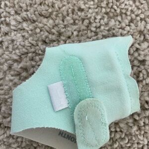 Owlet 2 size 1 sock replacement in mint green
